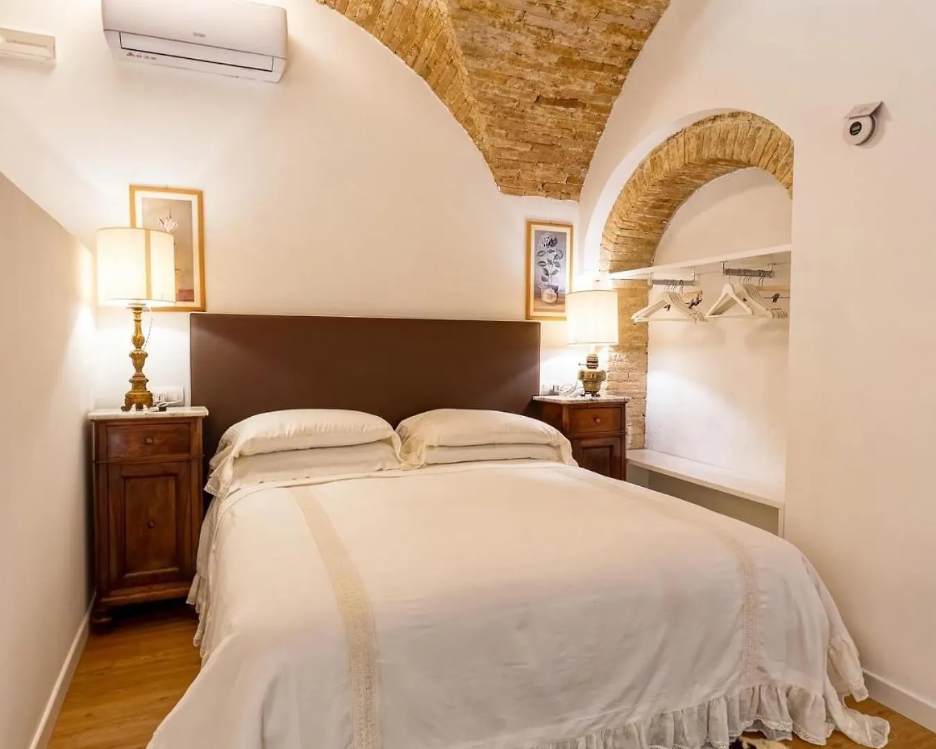 Saint Francis Apartment Assisi 0*,